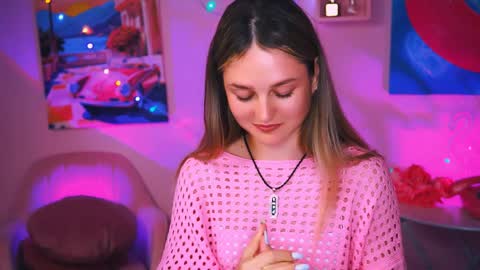 Snapshot of deboralarson chatting on 12-13-24, 01:33 Debora online show from 12-13-24, 01:33