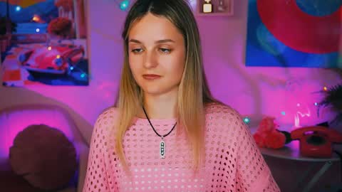 Snapshot of deboralarson chatting on 12-16-24, 02:57 Debora online show from 12-16-24, 02:57