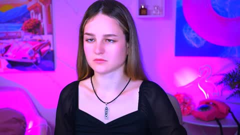 Snapshot of deboralarson chatting on 01-21-25, 04:10 Debora online show from 01-21-25, 04:10