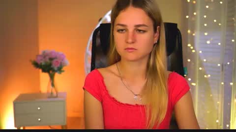 Snapshot of deboralarson chatting on 07-07-26, 04:04 Debora online show from 07-07-26, 04:04