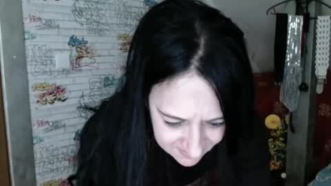 Snapshot of debramilf chatting on 04-15-26, 02:18 DebraMilf online show from 04-15-26, 02:18