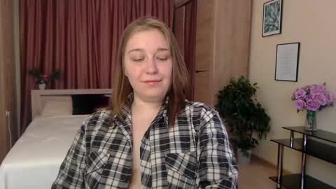 Snapshot of debramust chatting on 01-17-25, 04:15 debramust online show from 01-17-25, 04:15