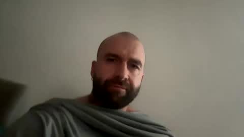 Snapshot of decdbs chatting on 12-21-25, 04:30 decdbs online show from 12-21-25, 04:30