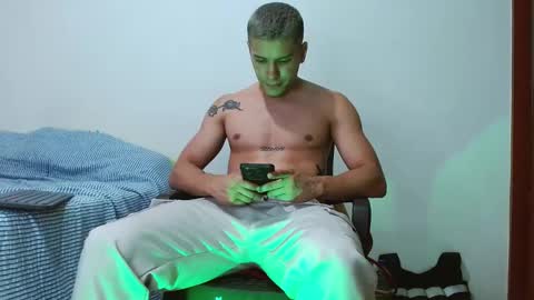 Santiago online show from 12-31-24, 10:56