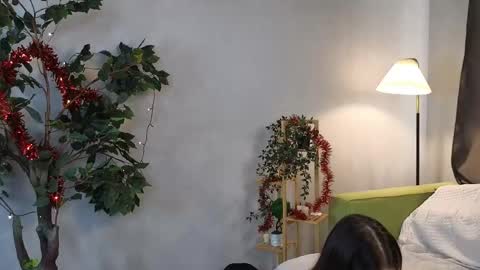 Lily online show from 01-15-26, 08:41