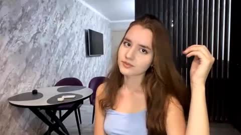 Anna online show from 09-21-25, 05:03