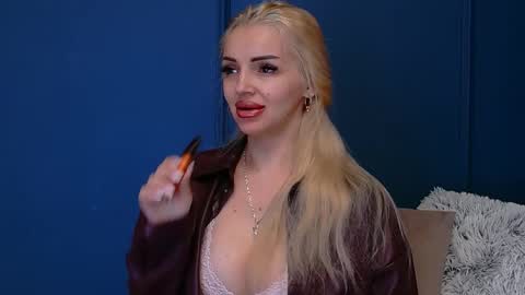 DeeaVIP online show from 03-27-26, 05:57