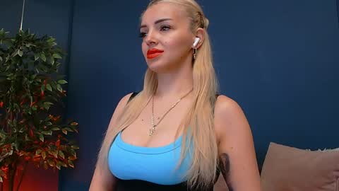 DeeaVIP online show from 04-11-26, 05:45