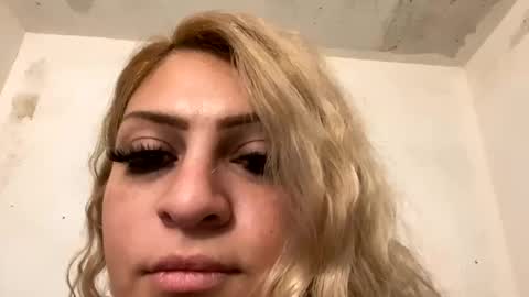 Camila Palacios online show from 01-17-25, 07:08