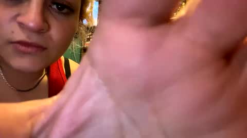 Camila Palacios online show from 01-26-25, 05:34