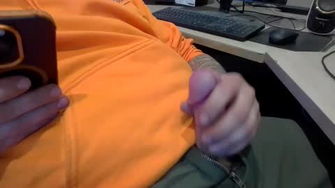 Snapshot of deepstrokes25 chatting on 01-21-25, 10:41 deepstrokes25 online show from 01-21-25, 10:41