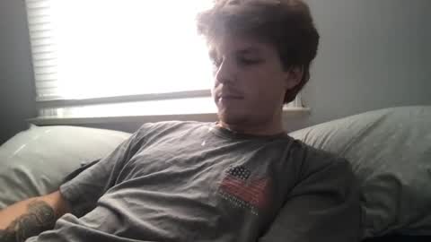 Snapshot of deeyungguy chatting on 07-20-26, 01:35 more content and goodies online show from 07-20-26, 01:35