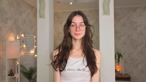 Amy online show from 10-04-25, 07:23