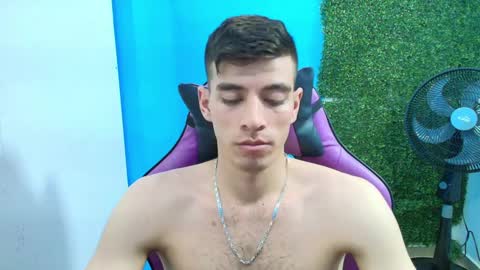 Snapshot of deiby_baby chatting on 02-01-25, 01:12 DEIBY online show from 02-01-25, 01:12