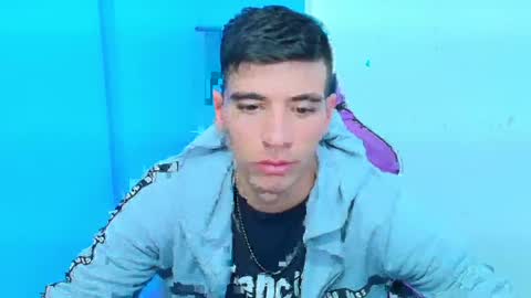 Snapshot of deiby_baby chatting on 02-20-25, 03:34 DEIBY online show from 02-20-25, 03:34