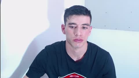 Snapshot of deiby_baby chatting on 02-22-25, 12:27 DEIBY online show from 02-22-25, 12:27