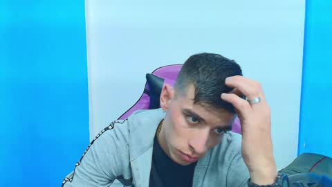 Snapshot of deiby_baby chatting on 03-05-25, 10:54 DEIBY online show from 03-05-25, 10:54