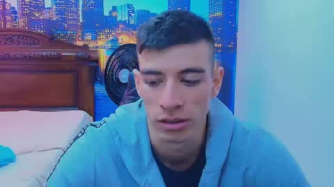 Snapshot of deiby_baby chatting on 10-03-25, 03:31 DEIBY online show from 10-03-25, 03:31