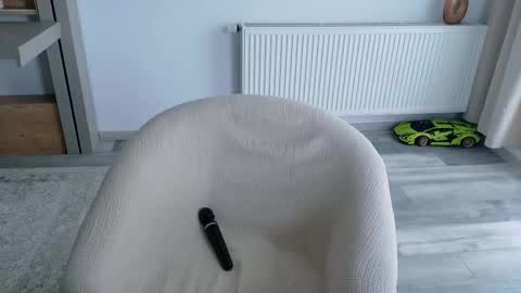 Snapshot of deidi_sweet chatting on 09-12-25, 12:27 Di online show from 09-12-25, 12:27