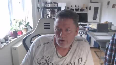 deinprinz2312 online show from 02-21-25, 08:51