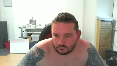 deinspielzeug87 online show from 11-24-25, 01:00