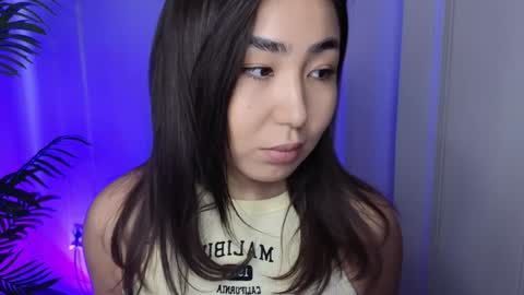 Snapshot of deiri_destiny chatting on 12-17-24, 06:35 sexy bimbo little kitty asian misstress quen princes sexy girl you can just call me pleasure online show from 12-17-24, 06:35