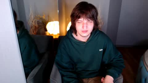 Alex online show from 05-20-26, 01:34
