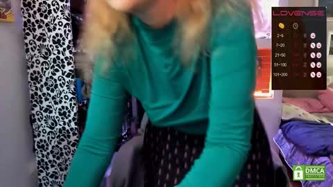 Delicacat online show from 09-12-25, 07:03