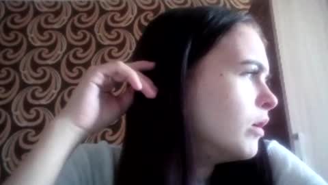 Snapshot of deliciastombaugh chatting on 06-18-26, 05:08 Kiki online show from 06-18-26, 05:08