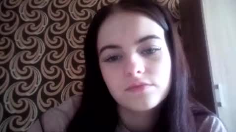 Snapshot of deliciastombaugh chatting on 06-24-26, 05:17 Kiki online show from 06-24-26, 05:17
