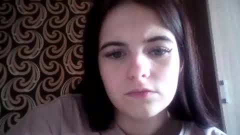 Snapshot of deliciastombaugh chatting on 06-25-26, 05:12 Kiki online show from 06-25-26, 05:12