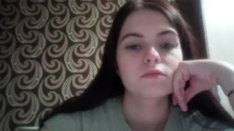 Snapshot of deliciastombaugh chatting on 06-29-26, 05:03 Kiki online show from 06-29-26, 05:03