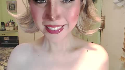 Mercedes online show from 04-19-26, 01:27