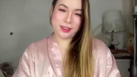 iyalicious online show from 11-10-25, 08:41