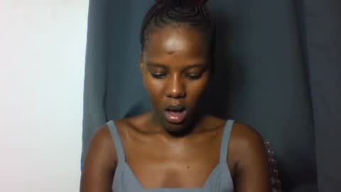 Snapshot of deliciousbabe01 chatting on 06-16-26, 10:51 EVAH online show from 06-16-26, 10:51
