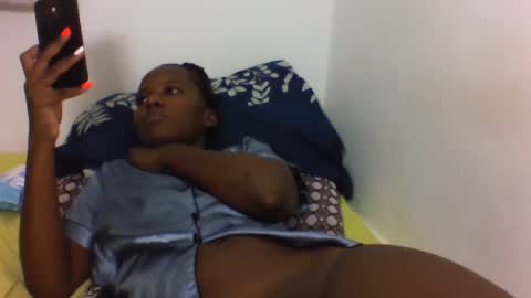 Snapshot of deliciousbabe01 chatting on 06-16-26, 10:56 EVAH online show from 06-16-26, 10:56