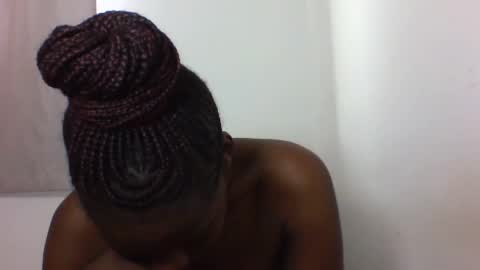 Snapshot of deliciousbabe01 chatting on 06-21-26, 05:10 EVAH online show from 06-21-26, 05:10