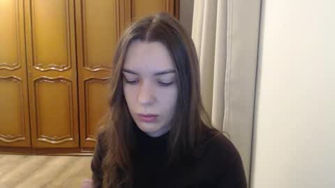 Aurora online show from 11-26-25, 06:25