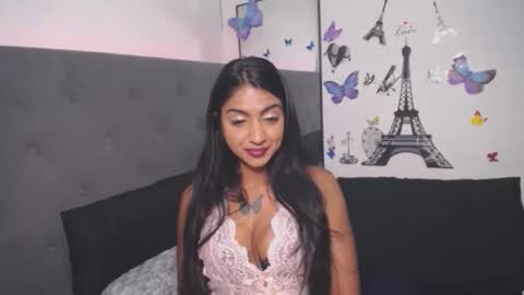 Snapshot of delilah_blazee chatting on 10-01-25, 11:33 Delilah Blaze online show from 10-01-25, 11:33