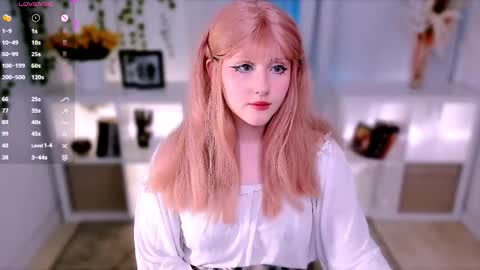 Delilah or Laila online show from 03-22-26, 08:34