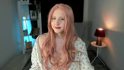 Snapshot of delilahtaylor chatting on 07-17-26, 08:57 Delilah or Laila online show from 07-17-26, 08:57