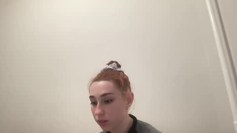 Snapshot of deliverysmile chatting on 12-31-24, 03:01 Delivery online show from 12-31-24, 03:01