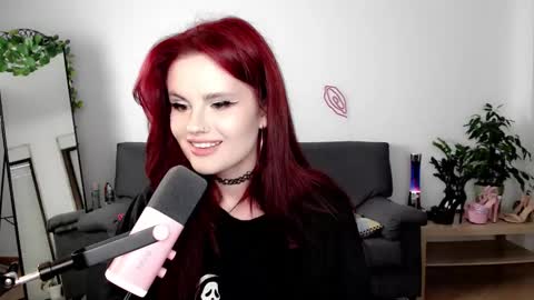 dellacrush_ online show from 09-10-25, 05:46