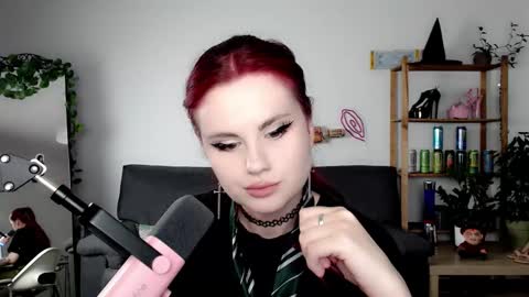 dellacrush_ online show from 09-21-25, 06:42