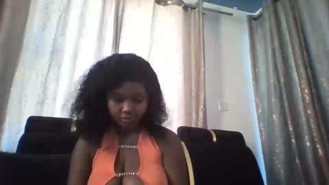 Snapshot of dellarine517299 chatting on 01-15-26, 09:03 dellarine517299 online show from 01-15-26, 09:03