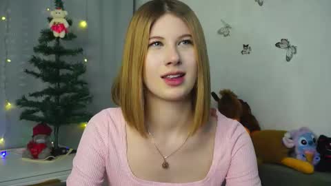 Snapshot of deloresklecha chatting on 12-13-25, 08:14 Katrin online show from 12-13-25, 08:14