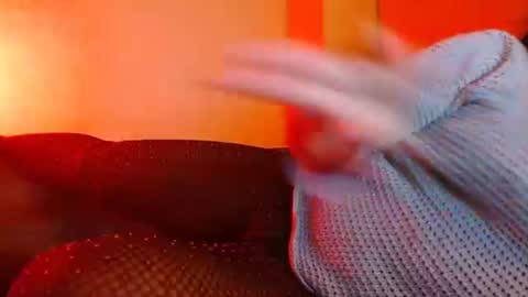 Delphine online show from 02-12-25, 09:11