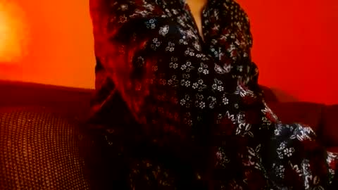 Delphine online show from 10-30-25, 09:15