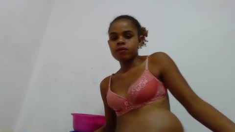 Snapshot of delphineee chatting on 02-20-26, 03:36 delphine online show from 02-20-26, 03:36