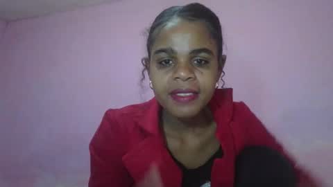 Snapshot of delphineee chatting on 04-19-26, 11:51 delphine online show from 04-19-26, 11:51